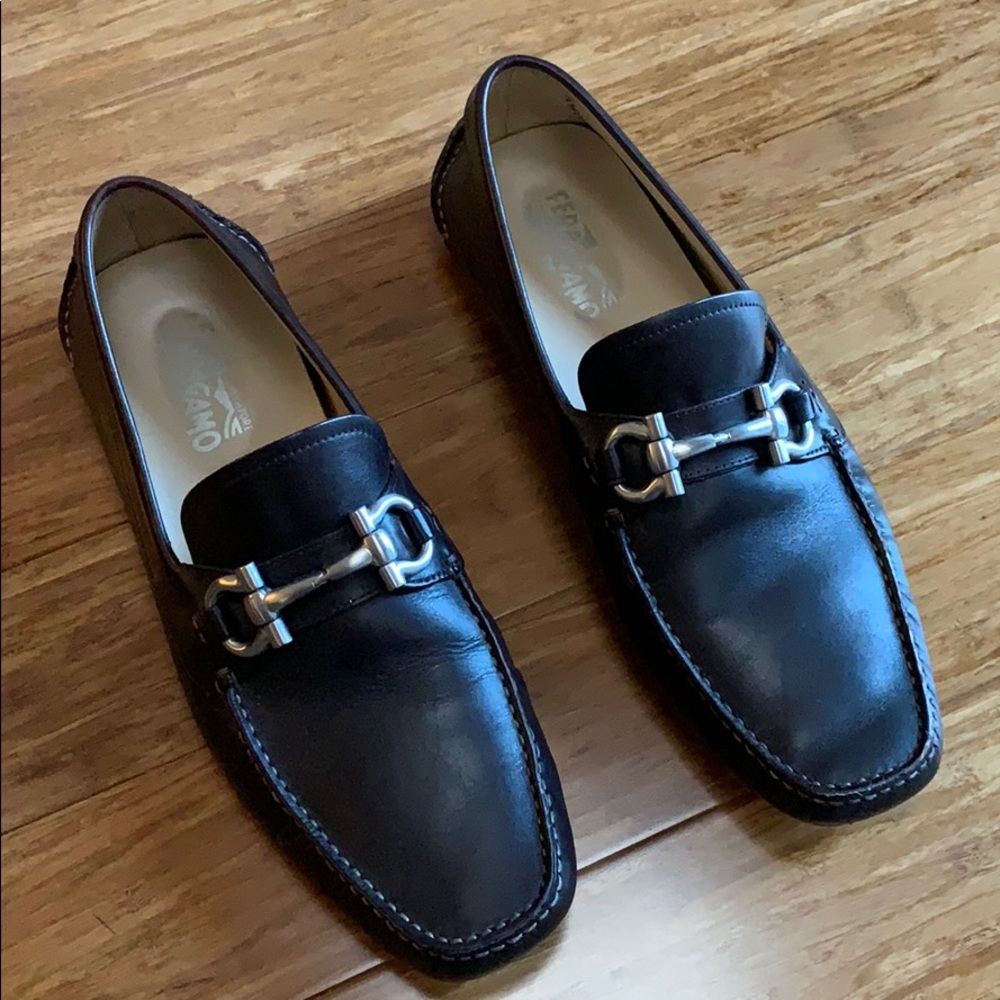 Salvatore Ferragamo Parigi Grained Leather Drivers